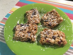 Rush Hour Meals - BT - Oatmeal Cranberry Bars